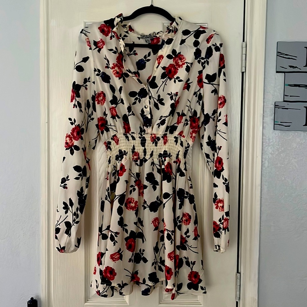 Dress, perfect for summer or fancy dinners.